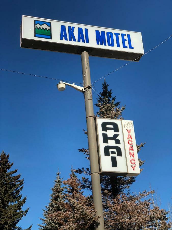 Akai Motel Canmore Exterior photo